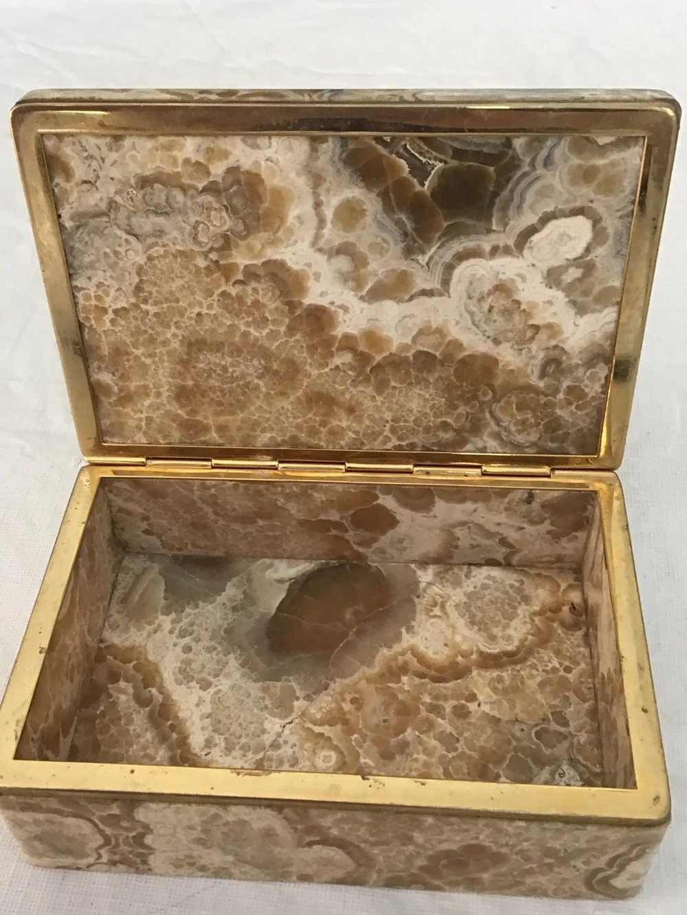 Beige Onyx Decorative Trinket Box with Natural Veining